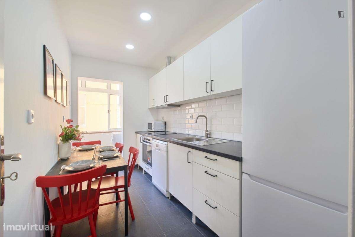 Quarto - localizado em Amadora Lisbon - Grande imagem: 4/10