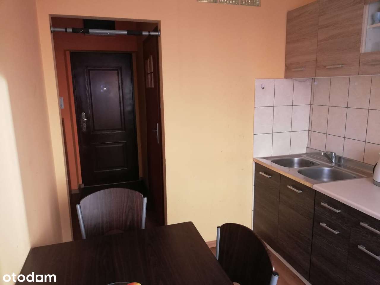 1 pok po remoncie, do odnowienia, spółdz. wł., także dla obcokrajowca-7