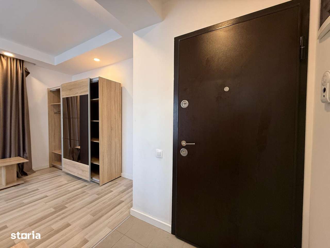 COSMOPOLIS - Garsoniera, mobilata si utila-5