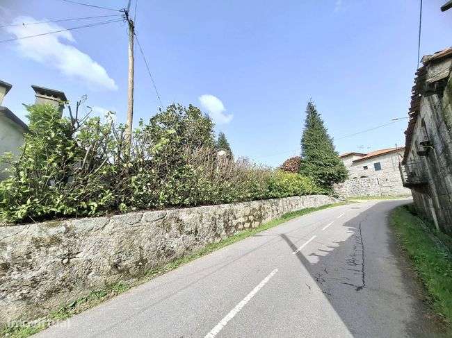 CONJUNTO DE 3 MORADIAS em Rossas, Vieira do Minho, Braga-19
