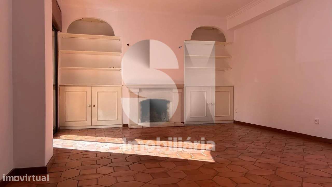 T3 com vistas de rio - Grande imagem: 2/20