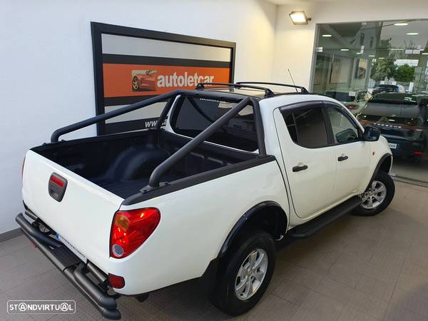 Mitsubishi L200 2.5 DI-D CD Intense - 23