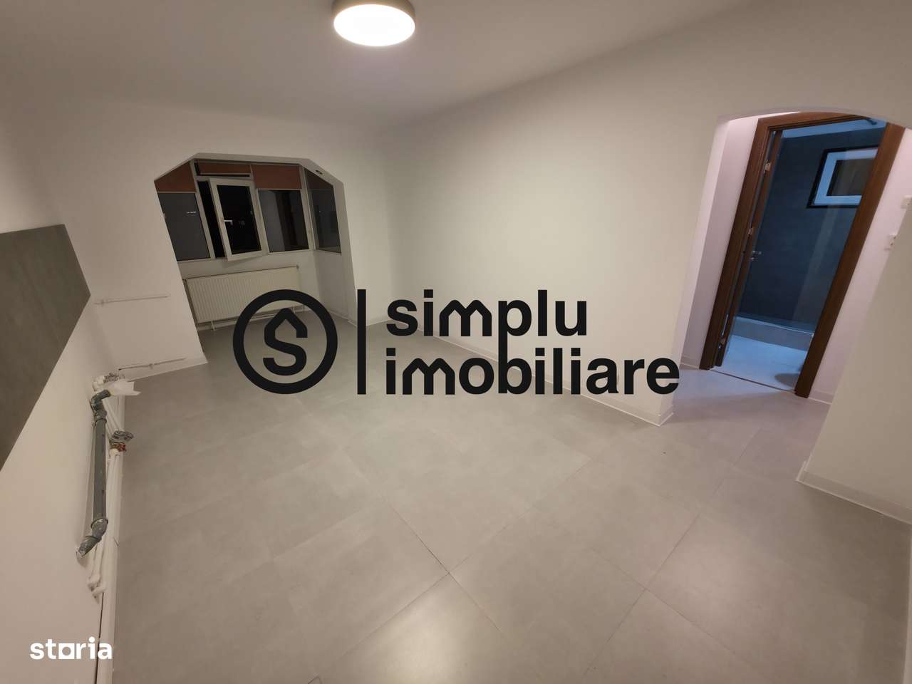 Apartament 2 camere - Craiovita - Etaj 10/10 - Imagine principală: 1/13