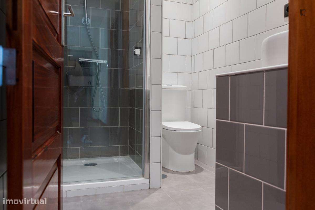 Quarto - localizado em Paranhos Porto - Grande imagem: 4/21