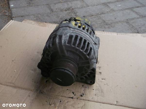 Audi Vw 1,9 TDI alternator kompletny 90A - 1