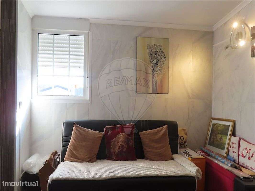 Moradia T2 para venda - Grande imagem: 3/33