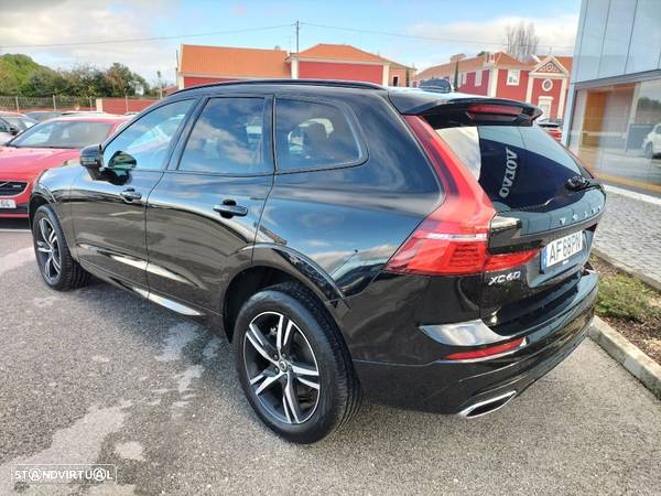 Volvo XC 60 2.0 B4 R-Design Geartronic - 3