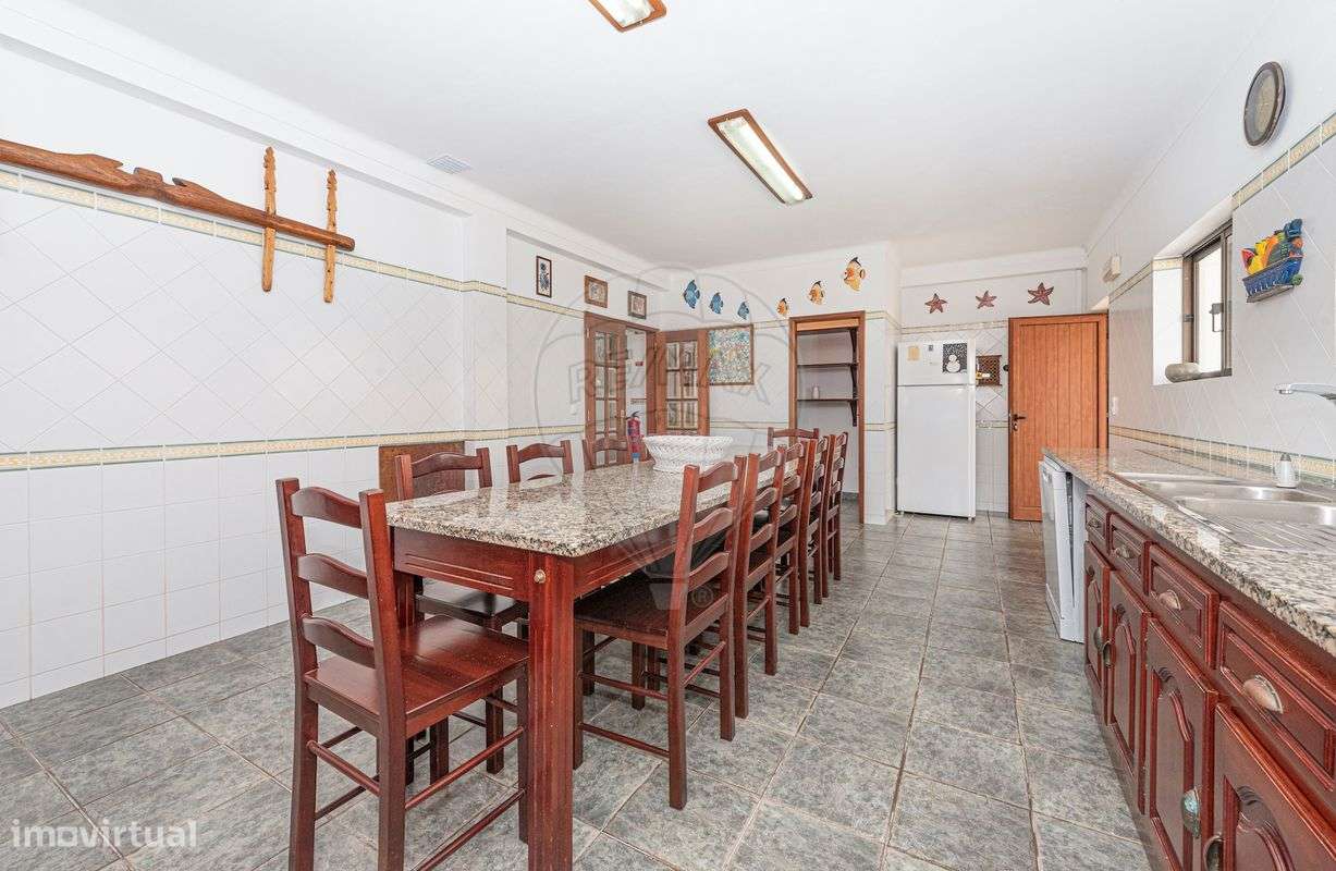 Moradia T4 para venda-10