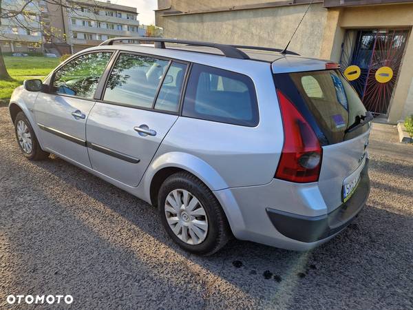 Renault Megane - 11