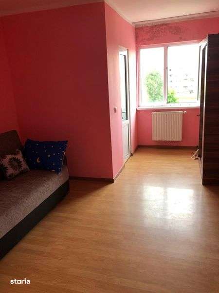 Garsoniera de vanzare - Imagine principală: 4/7