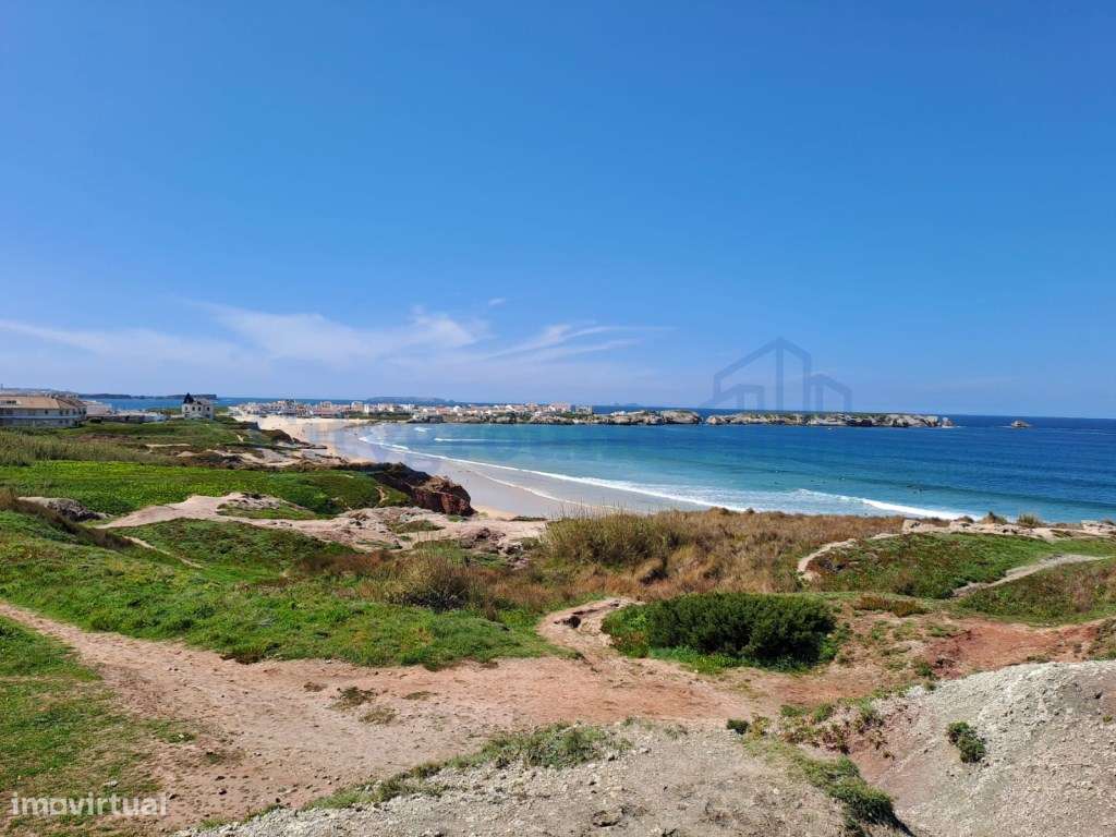 Moradia T4 com garagem a 5 minutos do Baleal - Grande imagem: 1/7