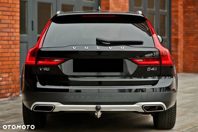 Volvo V90 Cross Country D4 AWD Geartronic - 12