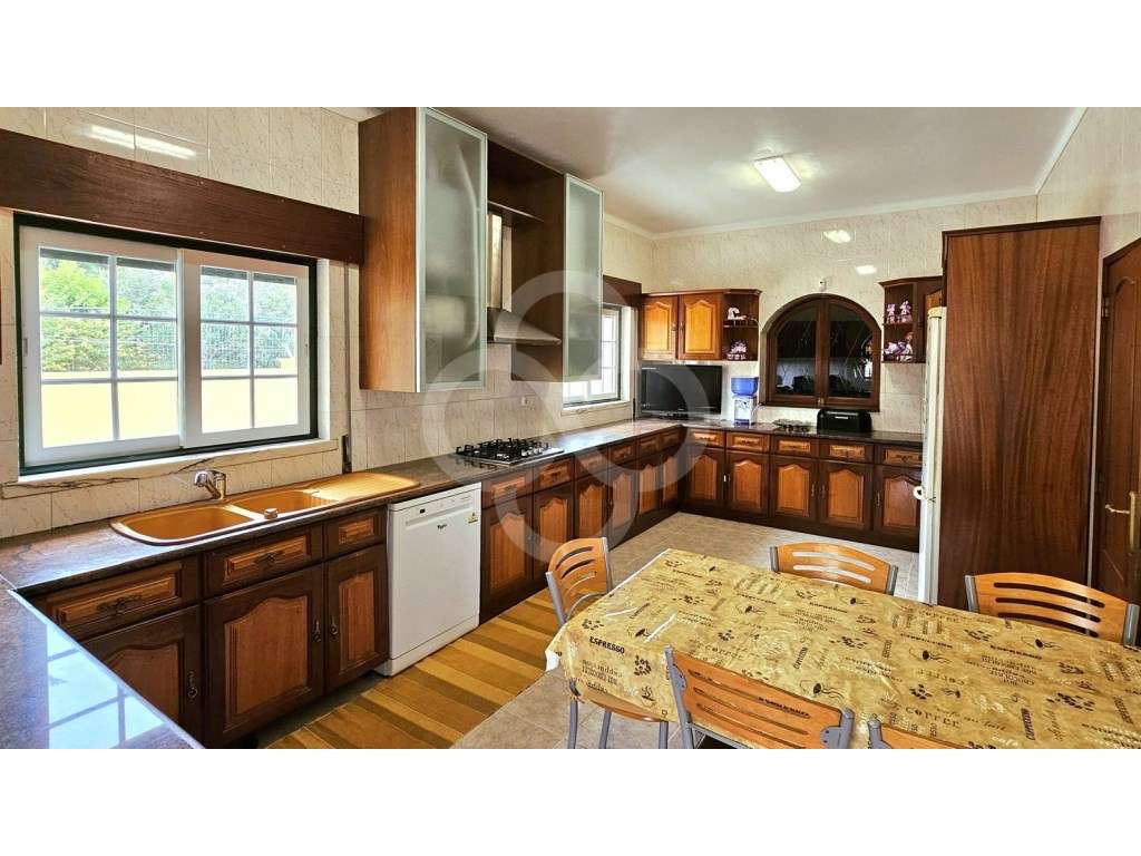 Quinta 2,4 hectares com moradia T5 em Aveiras de Cima Azambuja-8