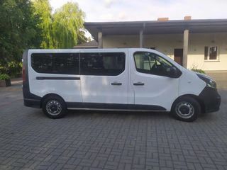 opel vivaro tour