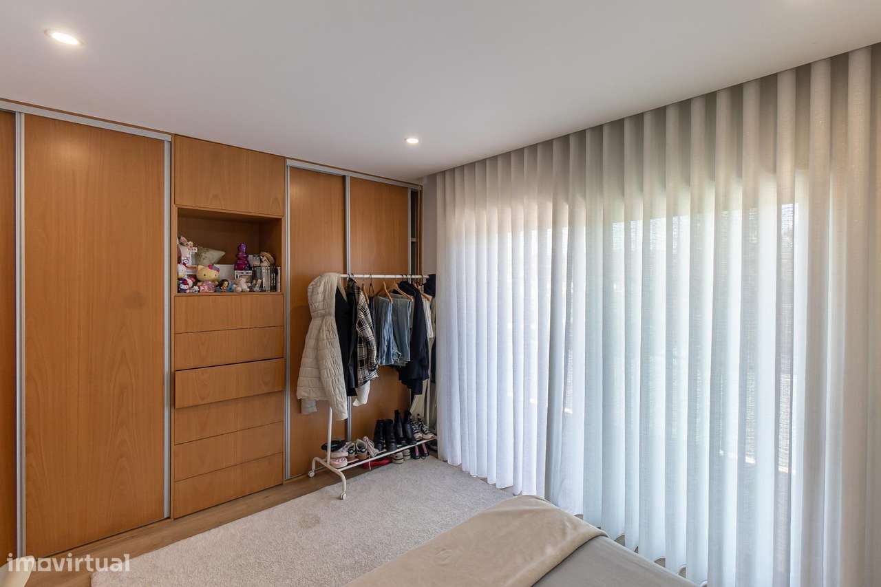 Moradia T3 em Lousada | Terraço e Garagem-6