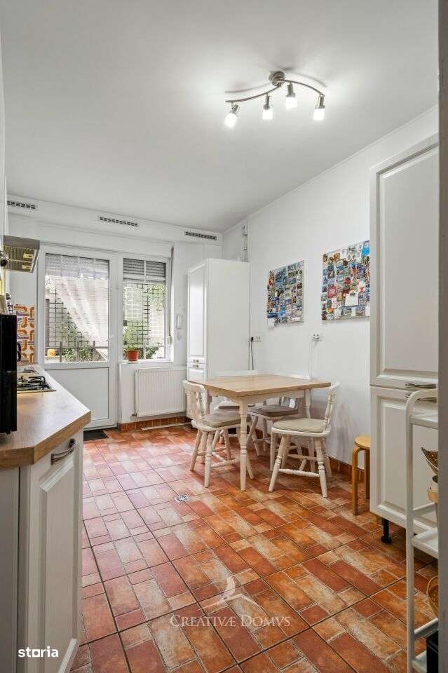 Eminescu - Casa / Vila cu 5 camere si pod mansardabil-17