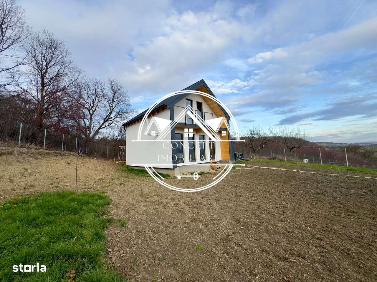 Cabana de vanzare in Sibiu cu 3 camere + Magazie 600mp teren, Cristian - Imagine principală: 2/12