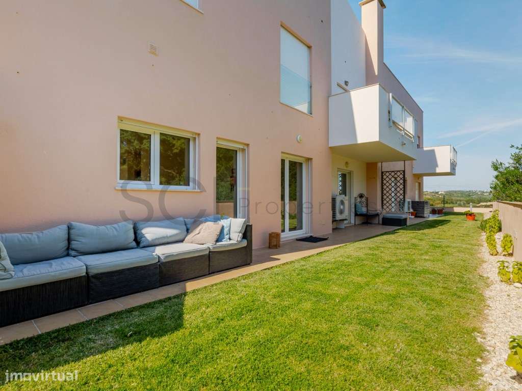 Apartamento T2 com piscina privativa em Burgau.-26