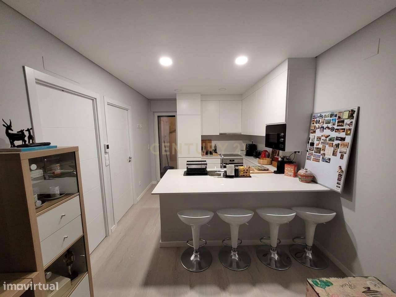 Apartamento T2 semi-novo, no Alto do Seixalinho, Barreiro-5