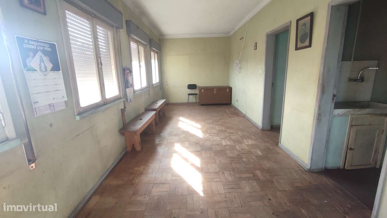 Moradia individual, com terreno, em Rendufe, Amares-21