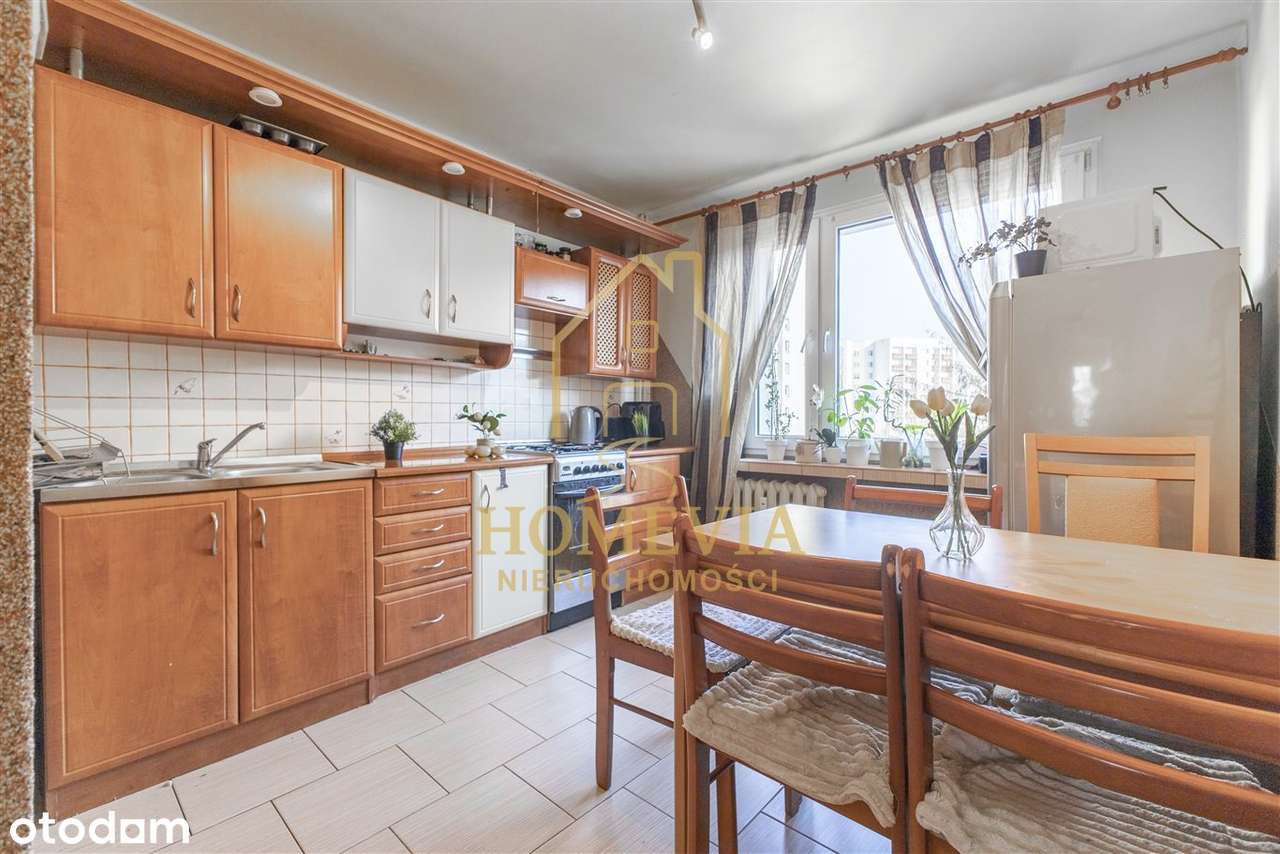 Radockiego Os Odrodzenia 2 lub 3 Pokoje 1 Piętro-6