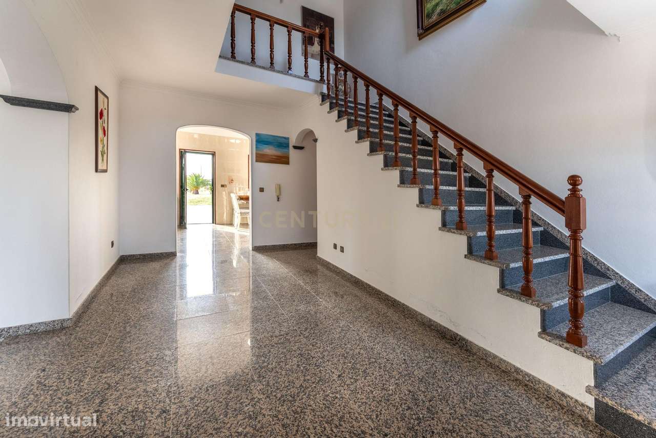 Moradia T4 em Évora-13