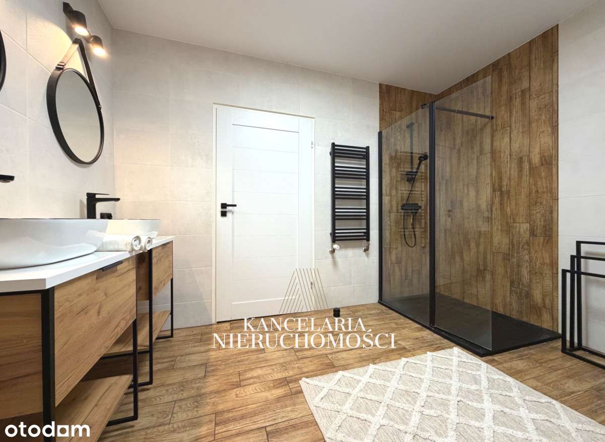 Duże mieszkanie + dwa miejsca parkingowe!-8