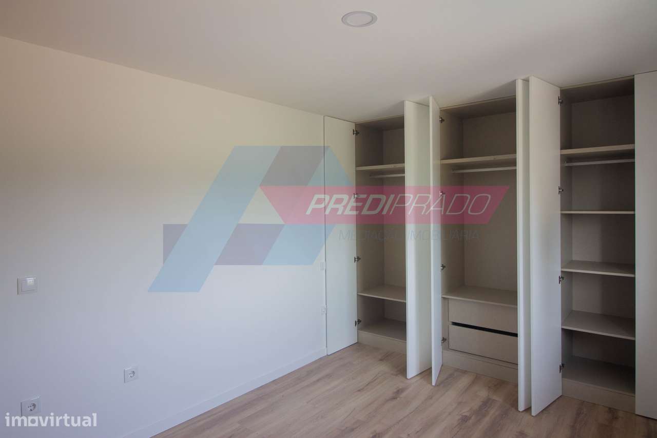 Excelente Moradia T4 em Cervães-8