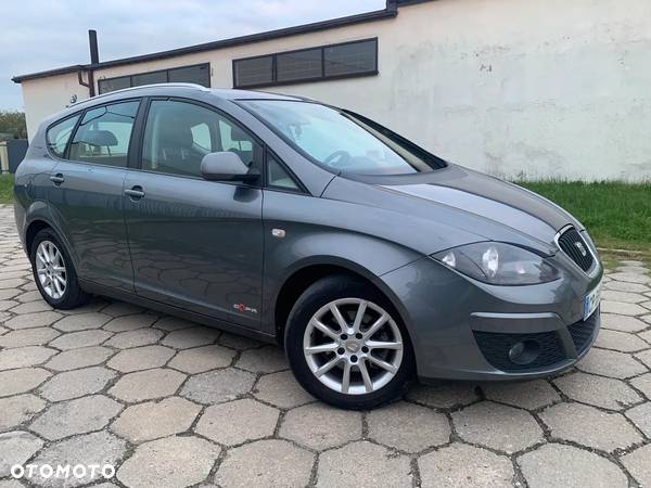 Seat Altea XL 1.6 TDI DPF CR Ecomotive Style Copa - 2