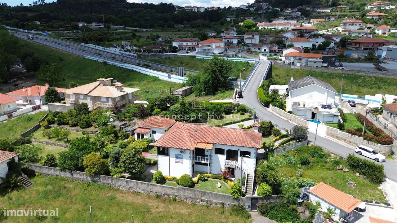 Moradia T3 Venda em Oliveira (Santa Maria),Vila Nova de Famalicão-1