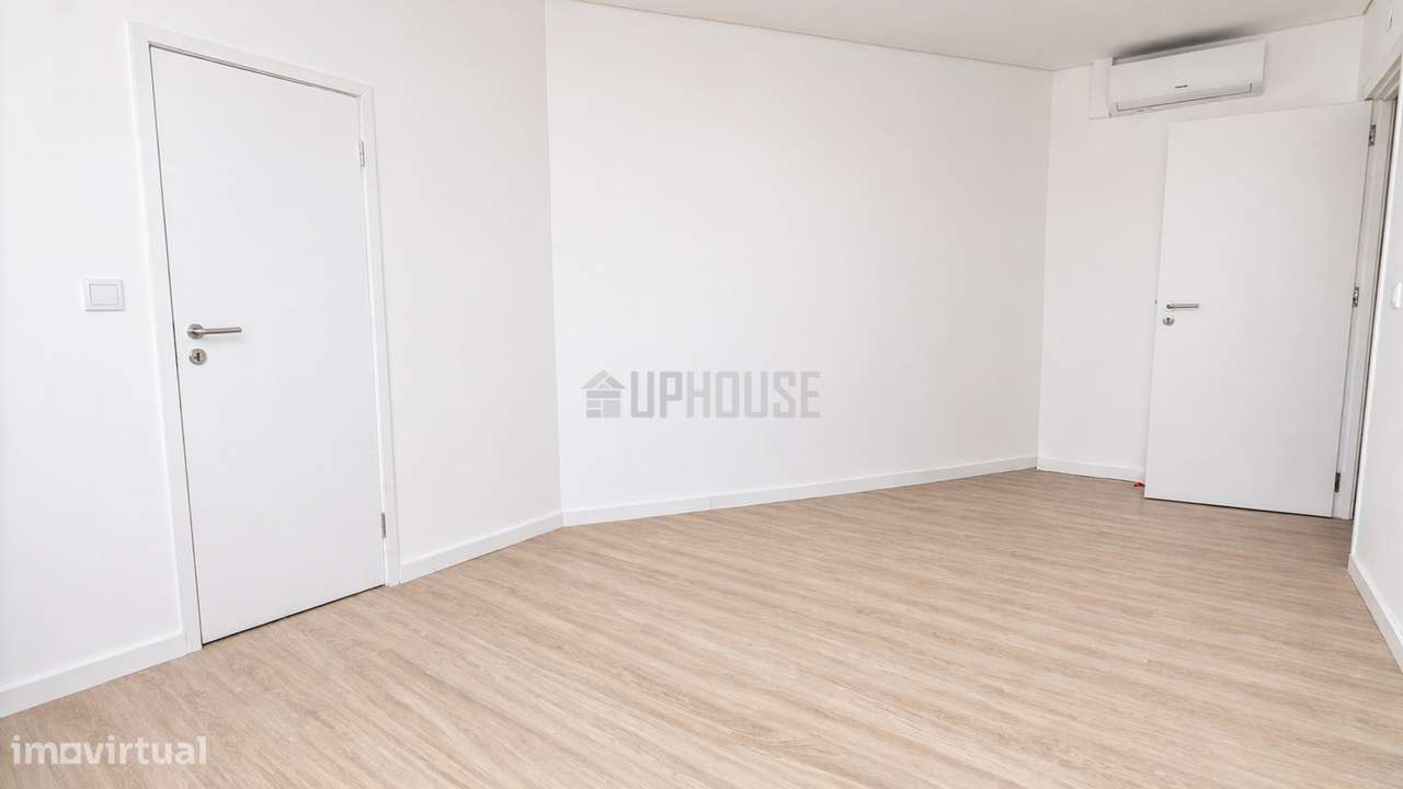 Apartamento T3 com Garagem, Totalmente Remodelado - Abraveses-12