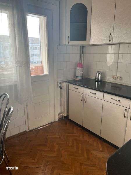 Apartament cu 3 camere de vanzare - Imagine principală: 4/4