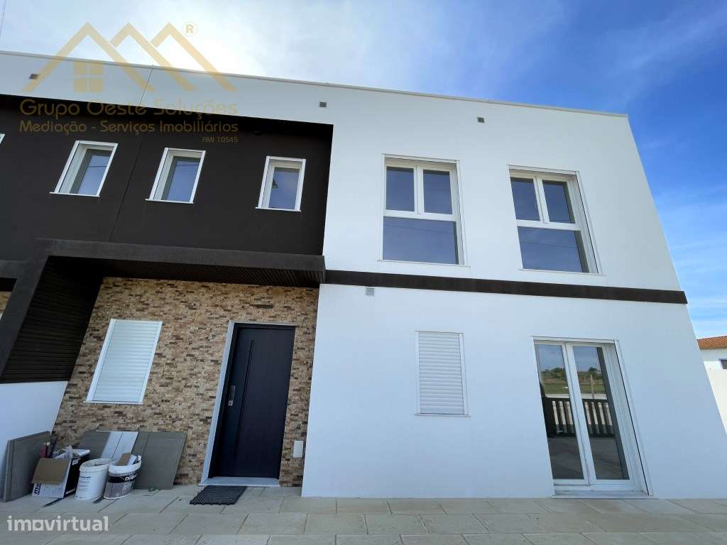 Moradia Bifamiliar ' NOVO'-3