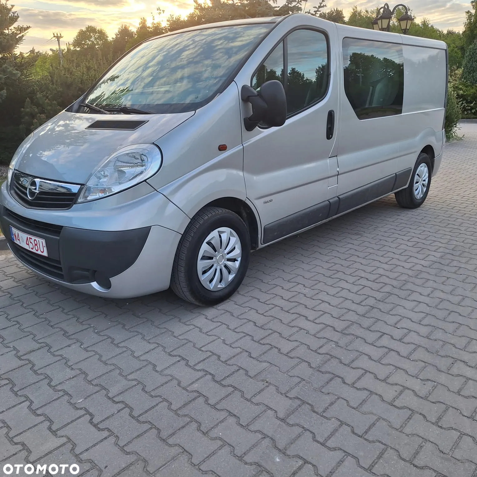 Opel Vivaro - 2