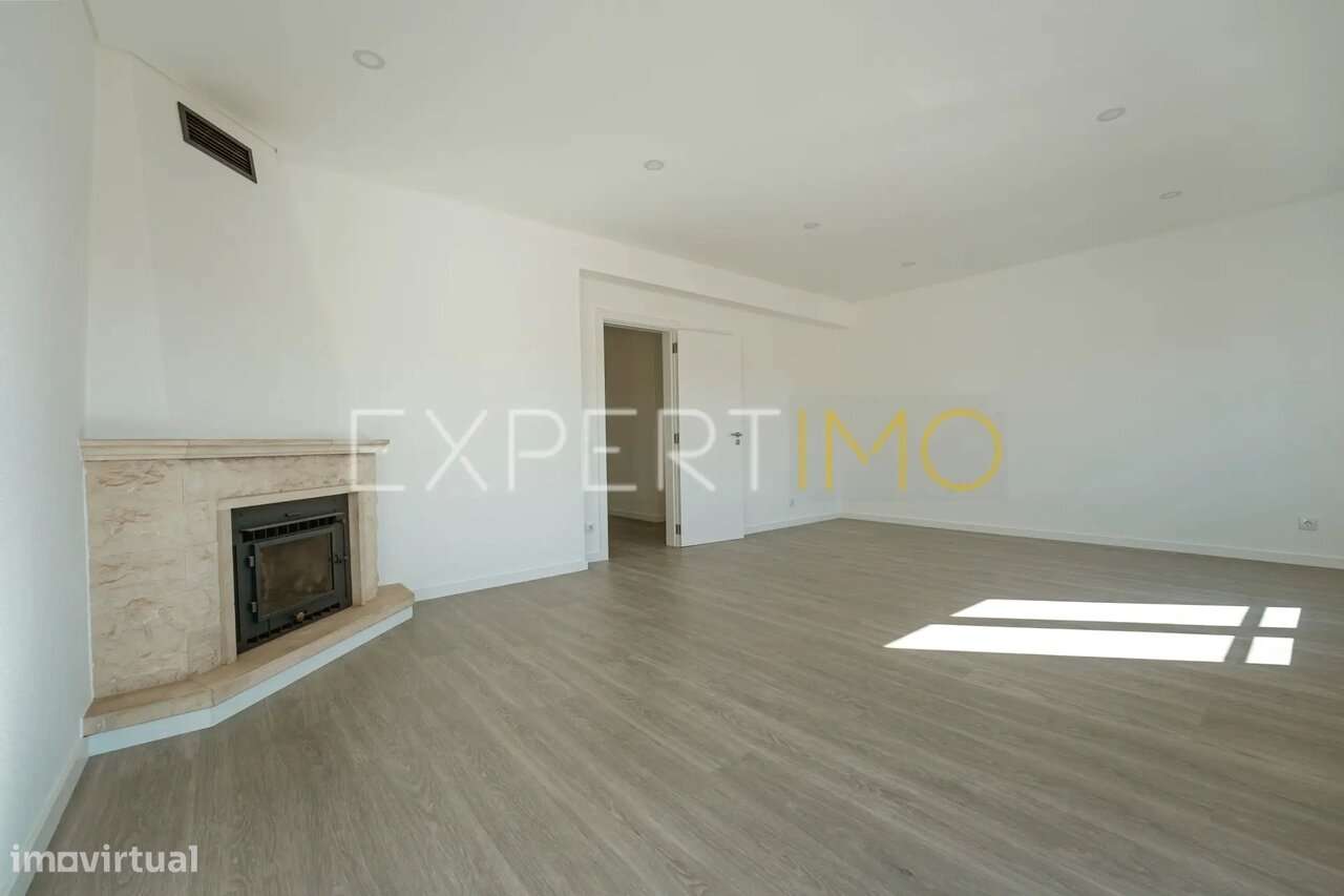 Apartamento T3 Renovado no Centro de Mortágua - 198.000€ - Grande imagem: 2/28