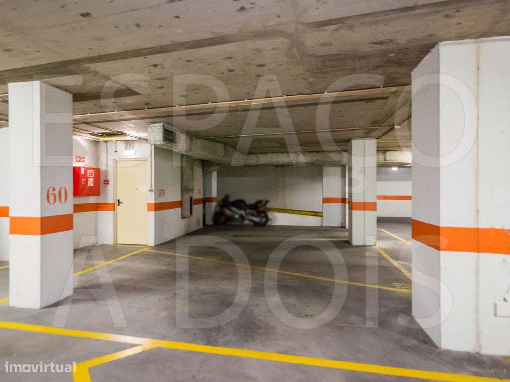 T3 com Vista Rio, Estacionamento e 2 Varandas junto à Estação de Br...-46