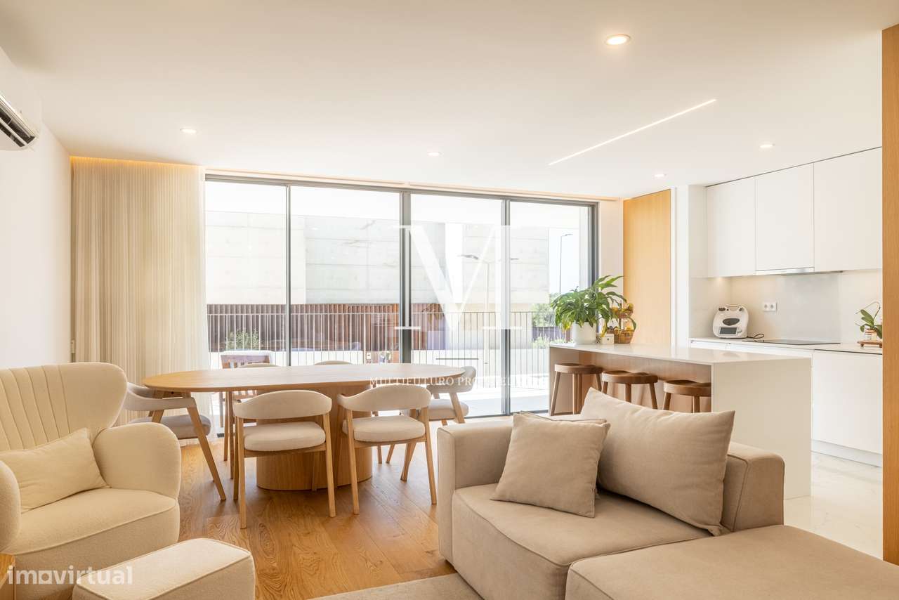 Apartamento T3 | Terraço | Varandas | Garagem | Praia-13