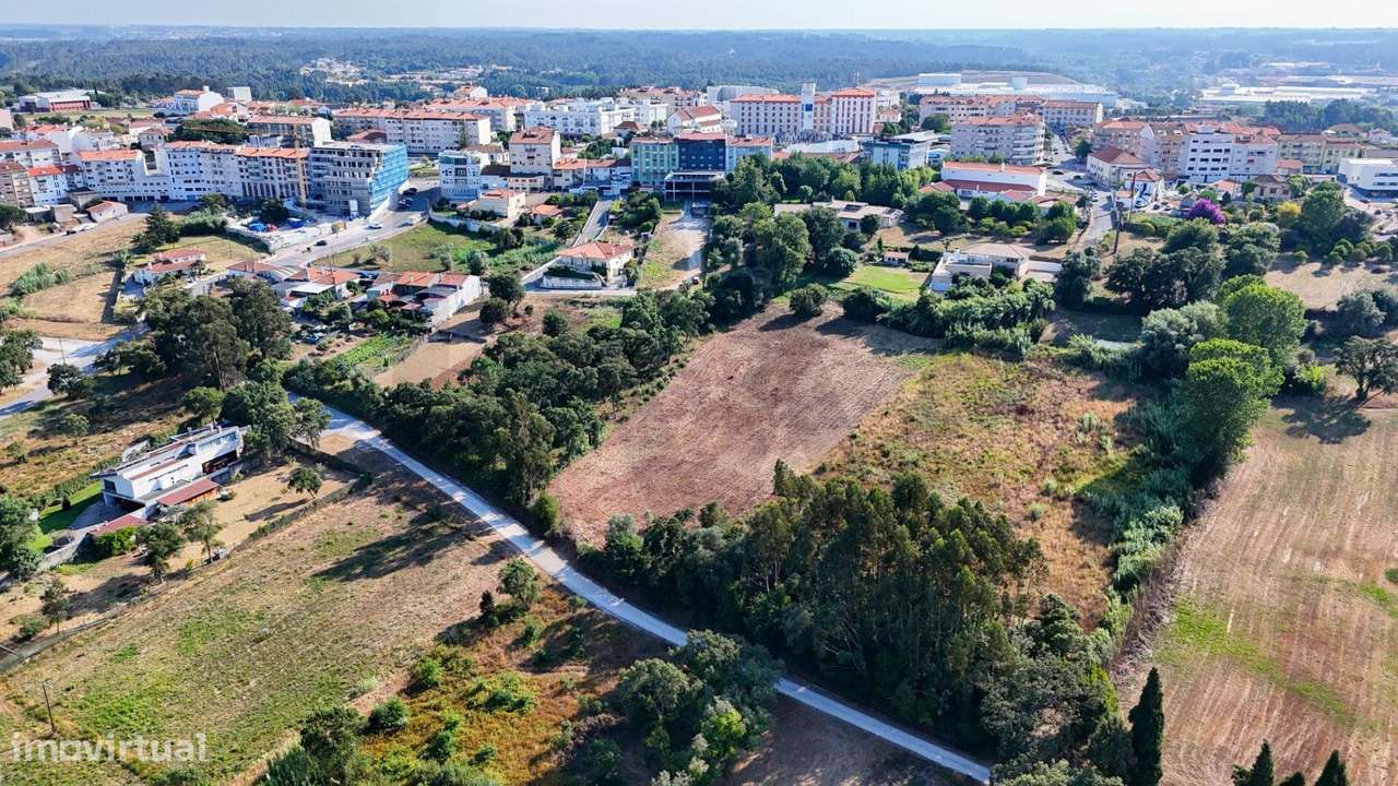 Terreno para Promoção Imobiliária no Coração de Oliveira do Bairro-8
