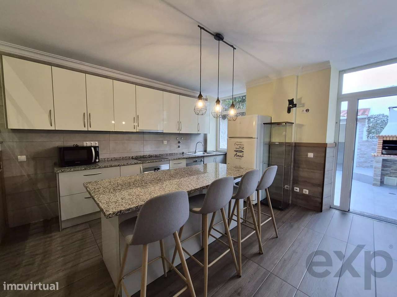 Portimão (centro) Moradia T3+1 - Grande imagem: 3/25