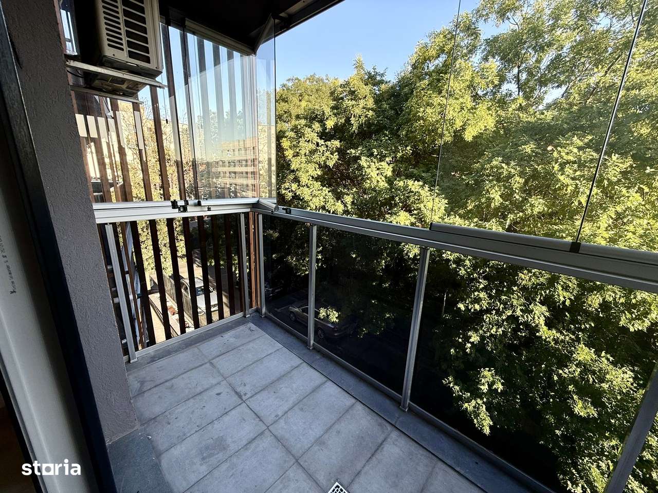 Studio Decebal | Bloc nou-5