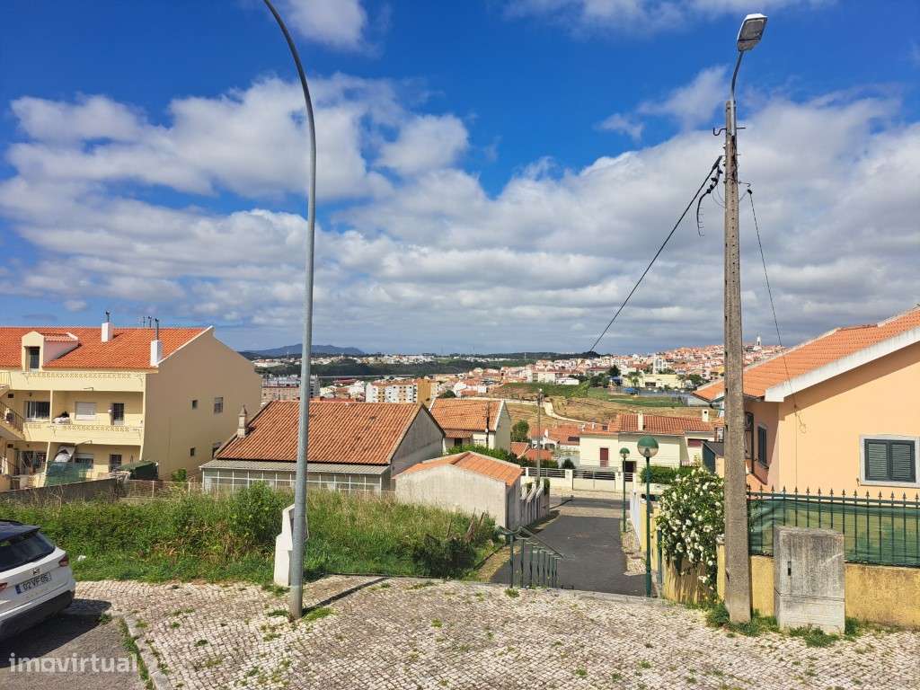 Terreno Urbano c/ 262m2 - Famões / Odivelas-5
