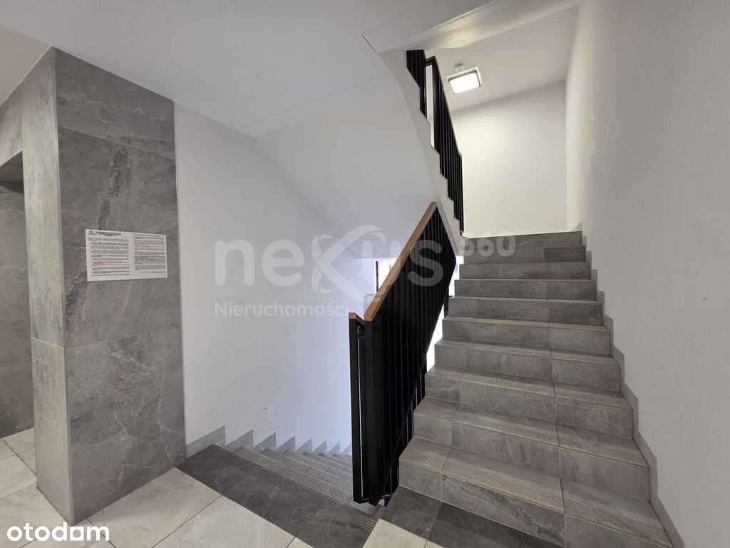 Balkon i 4 pokoje. Odbiór zaraz! Nowy etap-12