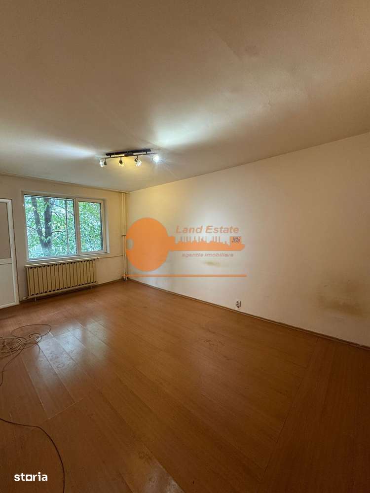 3 camere Crangasi-Zboina Neagra( Geam baie )-0