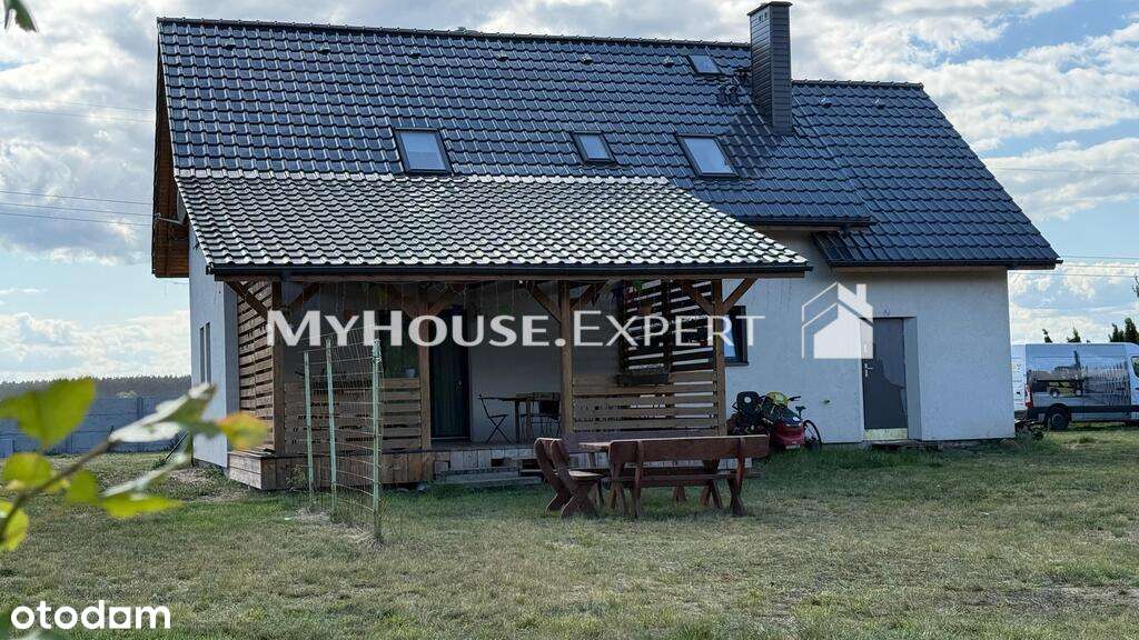 Dom na dużej działce czeka na Ciebie!-7