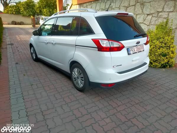 Ford Grand C-MAX - 3