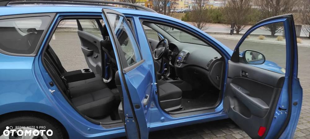 Hyundai I30 1.6 CRDI blue Classic - 18