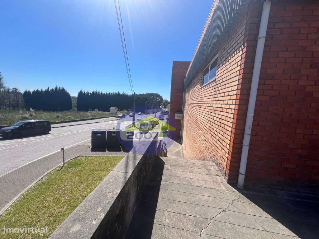 Loja em São Paio de Oleiros-3