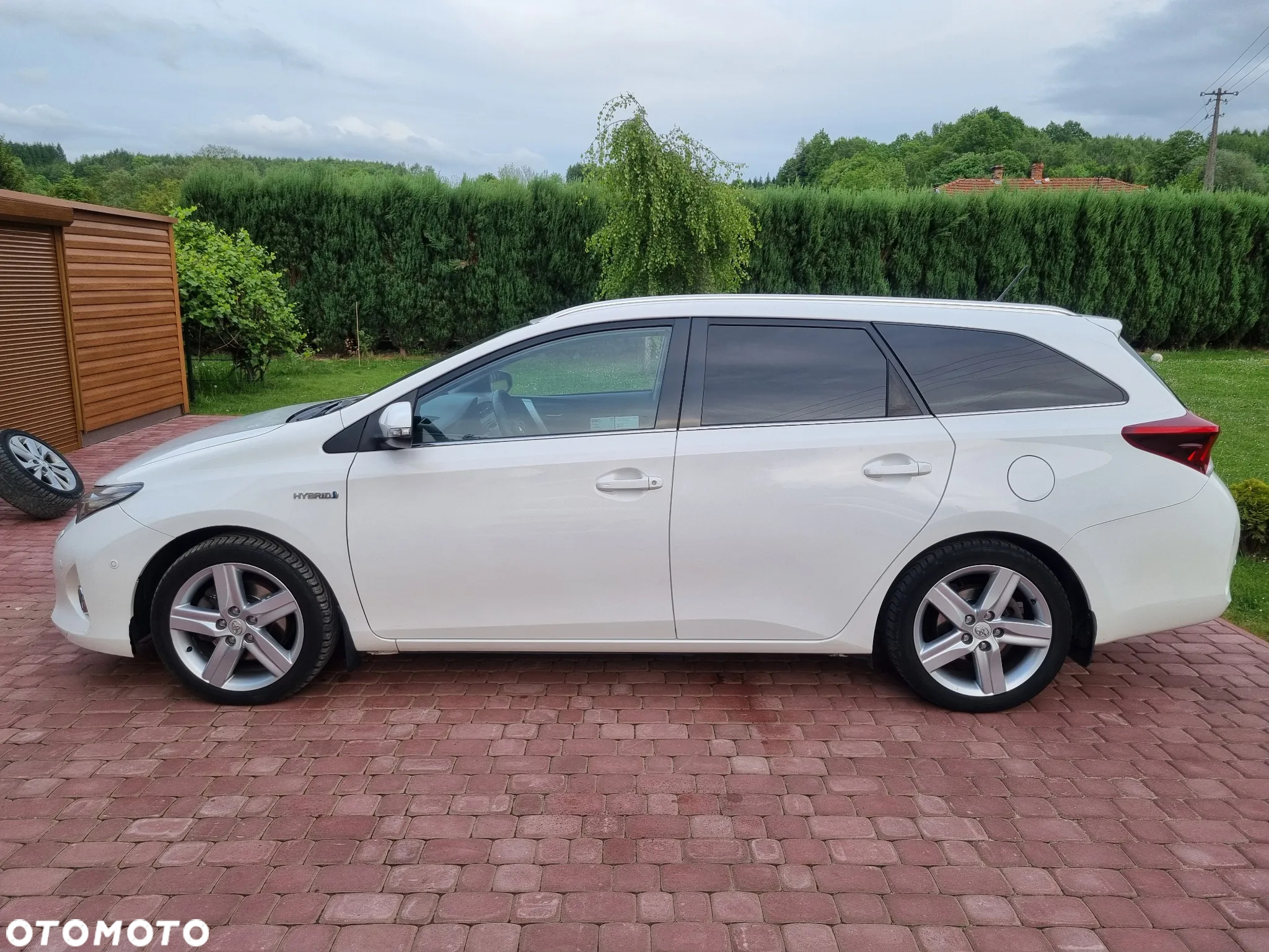 Toyota Auris - 2