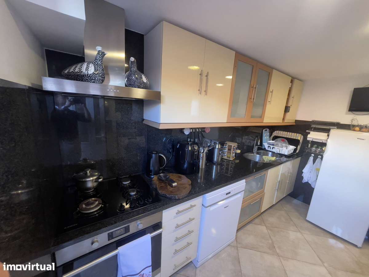 EXCLUSIVO EM CASCAIS |  T3 +1 anexo EM MANIQUE DE BAIXO.-4