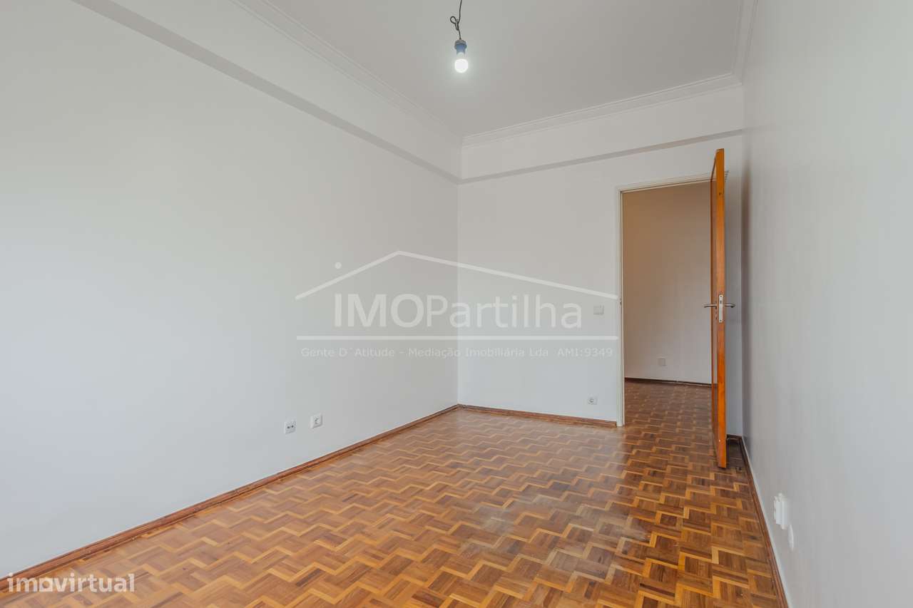 Apartamento T2
Cacém-5